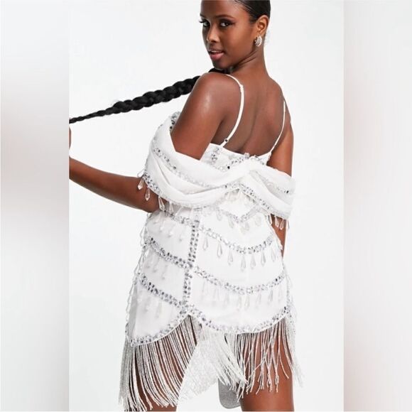 ASOS NWT Embellished Fringe Cocktail Dress In white
Size 4 - Picture 7 of 15